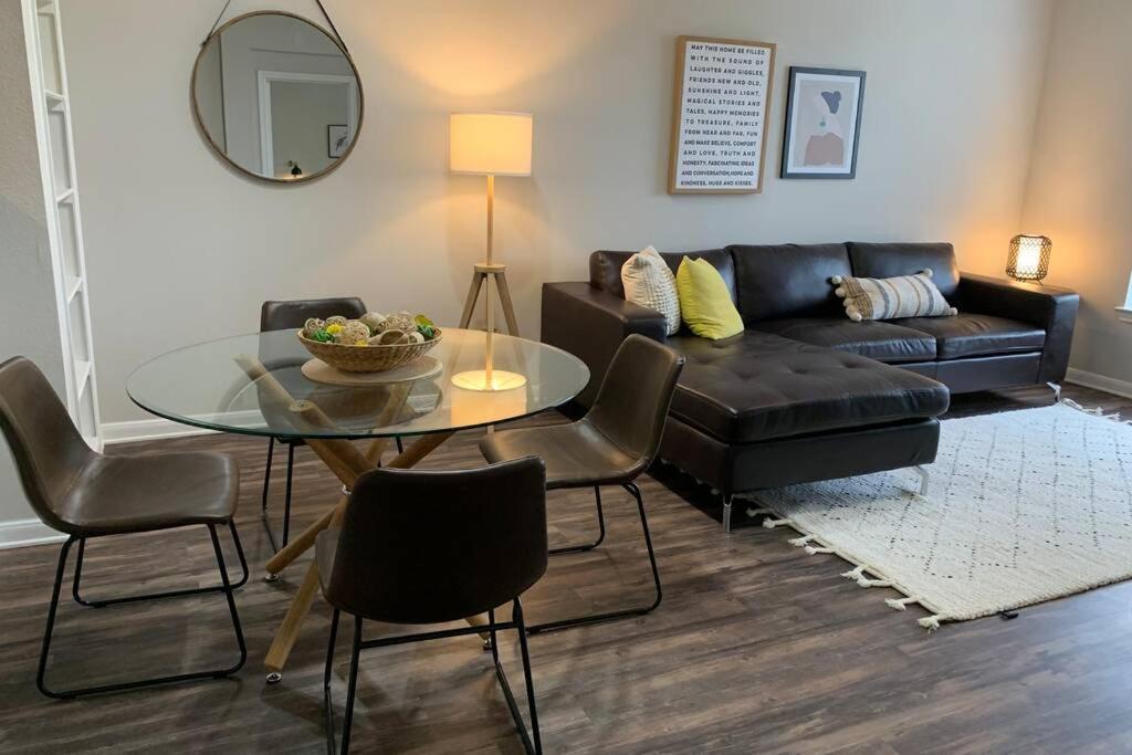 Newly Furnished 1Br Apartment W/ Hermann Park View Houston Extérieur photo