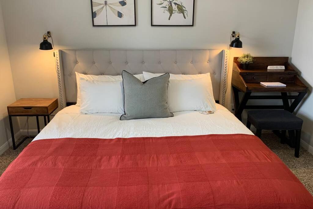 Newly Furnished 1Br Apartment W/ Hermann Park View Houston Extérieur photo