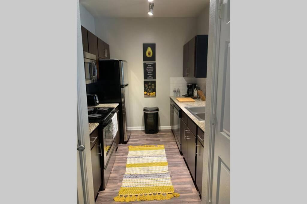 Newly Furnished 1Br Apartment W/ Hermann Park View Houston Extérieur photo